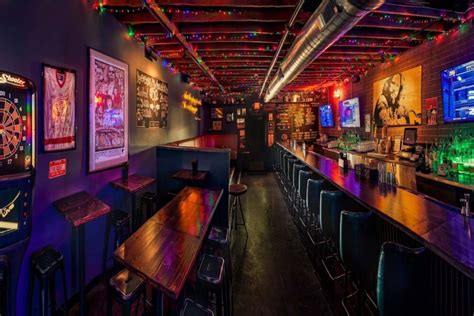 8 Top Sports Bars in Phoenix, AZ - American Eats