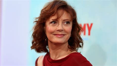 Susan Sarandon Says Shes Open To Dating Someone Whos Been Vaccinated