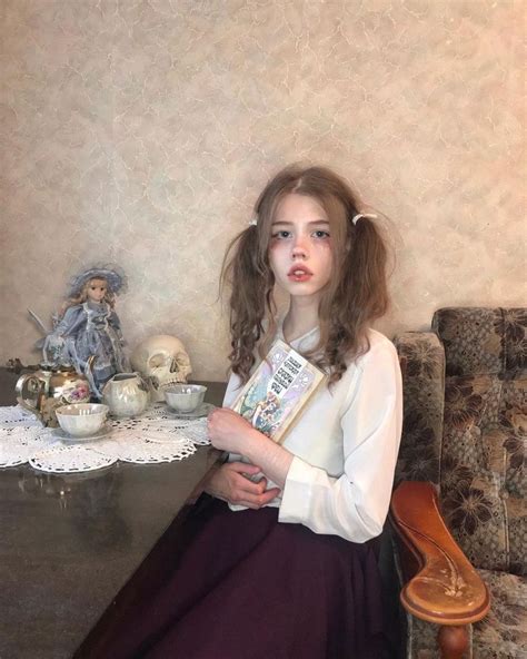 Insta Photo Ideas, Tulle Skirt, Aesthetic, Skirts, Instagram, Gothic ...