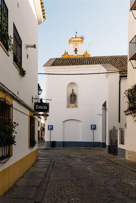 Cordoba Alte Typische Straße Im Juderia Mit Anlagen Und Blumen