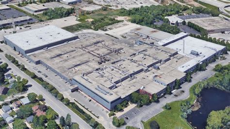 Quad sells West Allis facility for $33 million