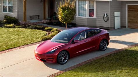 ตอนนี้คุณสามารถซื้อประสิทธิภาพของ Tesla Model 3 ได้ในราคาที่ถูกกว่ารุ่น