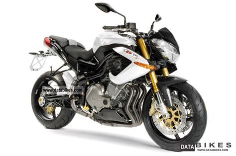 2011 Benelli Tornado Naked Tre TNT 899 S ACTION