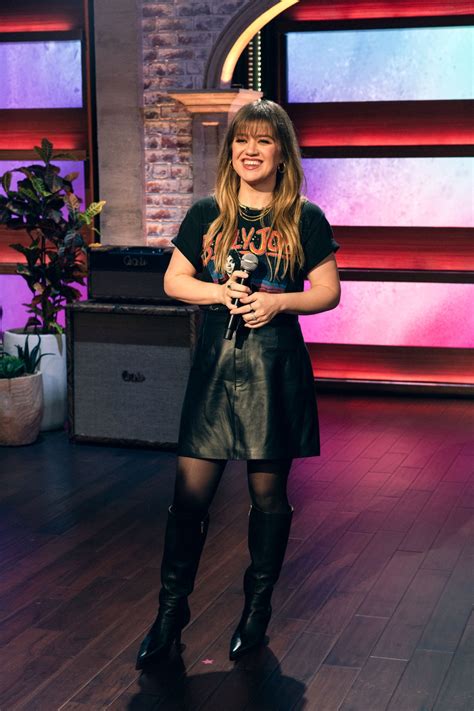 Kelly Clarkson Opens Up About Whether Or Not She Is Taking Ozempic