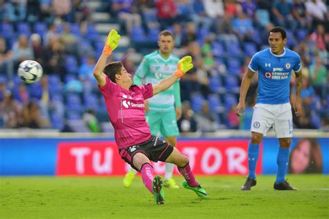 Así fue el debut de Carlos Acevedo en el 2016 contra Cruz Azul