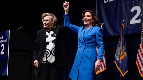 National Democrats Come To Rally For Hochul In New York