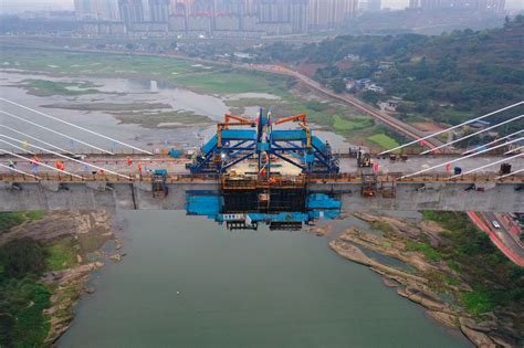 渝昆高铁建设迎新！泸州沱江特大桥主跨合龙，系川渝段控制性工程四川在线