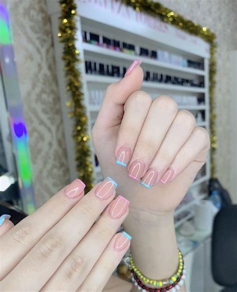 Short French Nails Pink And Blue Manicura De U As Manicura Para U As