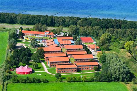 Zingst von oben Klinikgelände des Rehabilitationszentrums der