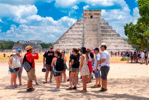 Así será la Estación del Tren Maya en Chichén Itzá