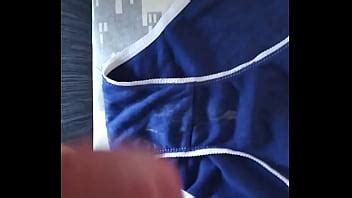 Sperme Sur La Culotte De Ma Femme XVIDEOS