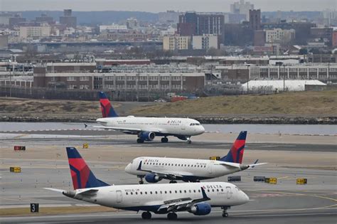 Delta Flight Forced To Turn Around After Passenger Hit By Extreme