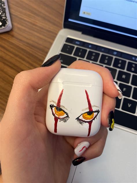 I Painted My Airpod Case Ritthemovie