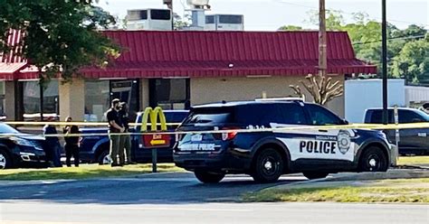 Man Kills Mother Grandmother And Mcdonalds Worker In South Georgia