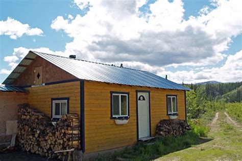 Yukon Cabins Luxury Clamping In The Wilderness