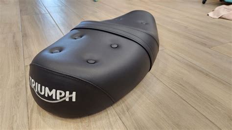 Triumph Royal Comfort Seat For Bonneville T120 Motorcycles Motorcycle Accessories On Carousell