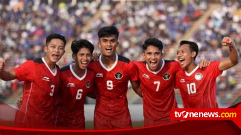 Suasana Ruang Ganti Timnas Indonesia U 22 Jelang Laga Final SEA Games