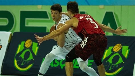 Araraquara Vence Blumenau Em Estreia No Brasileiro De Basquete