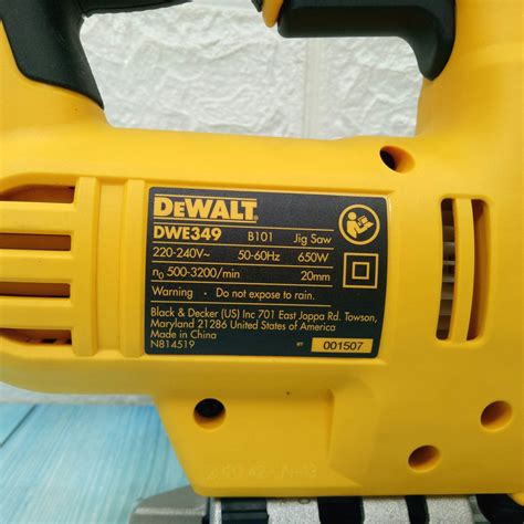 Máy cưa cầm tay 650W Dewalt DWE349-B1 – mochaiphat