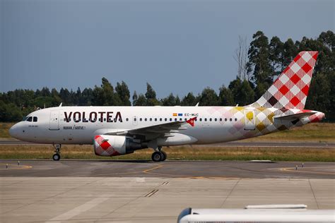 EC MUC Volotea Asturias OVD LEAS 07 08 2022 Flickr