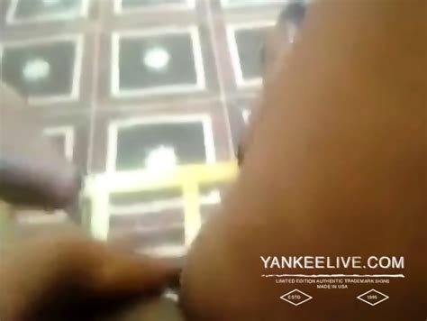 Arab Khaliji Makes A Hot Video For Her Lover