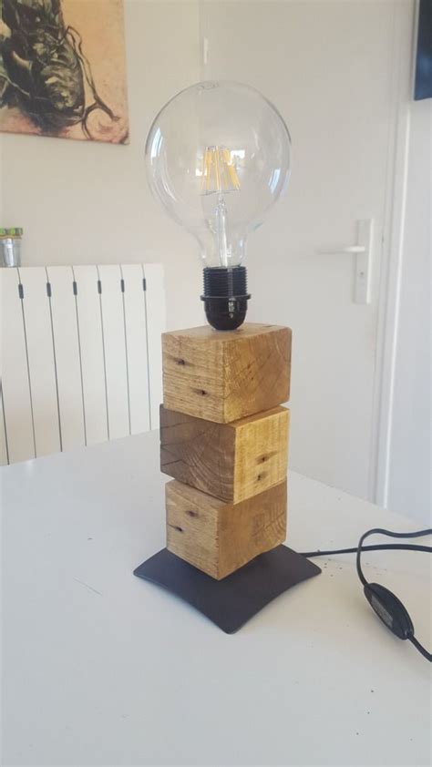 Lampe De Bureau Design Contemporain R Alis E En Cube De Palette Lampe