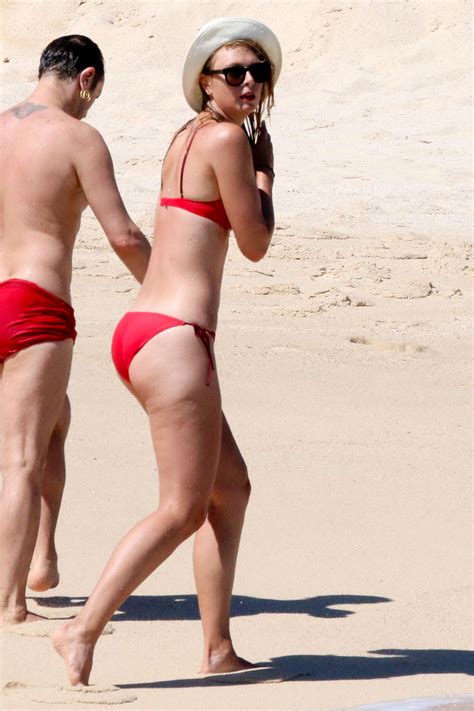 Maria Sharapova In Red Bikini 2016 05 GotCeleb