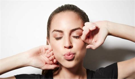 4 Conseils Simples Et Efficaces Pour Affiner Le Visage So Busy Girls