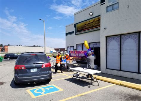 Mississauga Muslim Community Center Holds Eid Ul Fitr Drive Thru Lunch