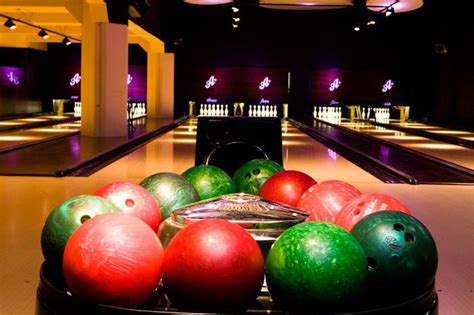 Bowl And Dine At All Star Lanes - Review - What 2?