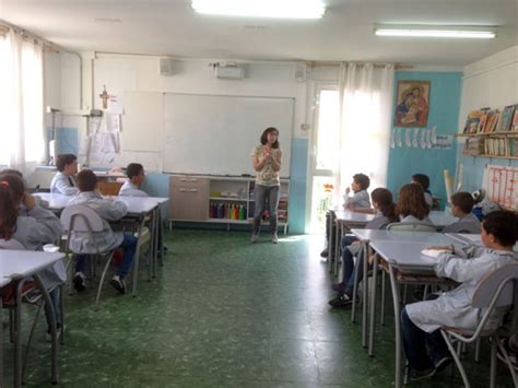 Visita De Lautora Curs Servei Educatiu Baix Llobregat Vi