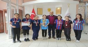 Badminton Takımımız İl 1 si Mimar Sinan Ortaokulu