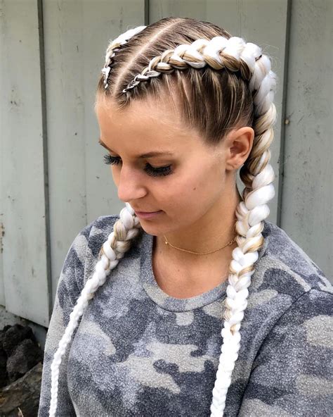 Pin By Алмашій Марія Геннадиевна On Прически Braids With Weave White