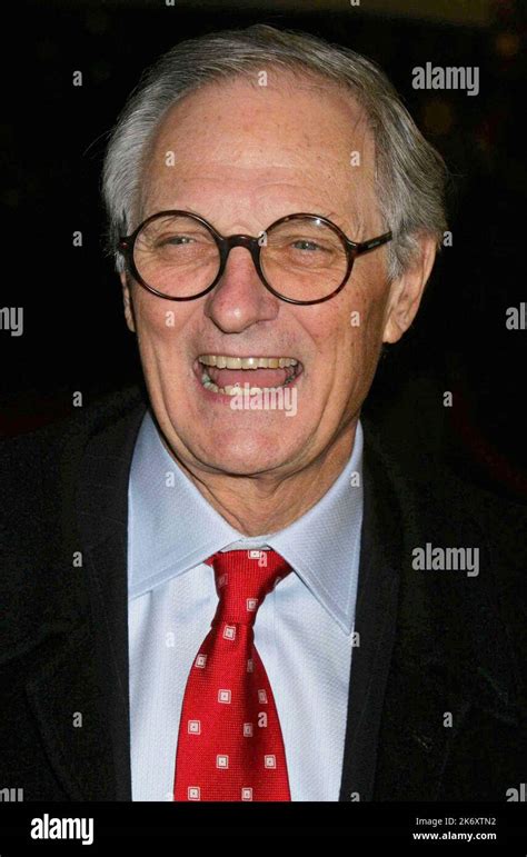 Alan Alda attends the premiere of "The Aviator" at The Ziegfeld in New ...