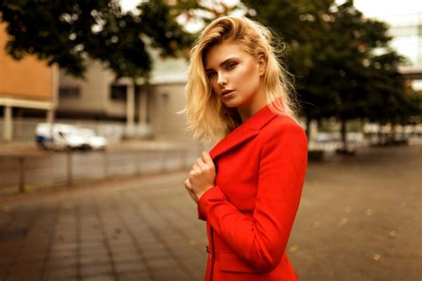 Face Bokeh Red Coat Blonde Miro Hofmann Street Women Warm Colors