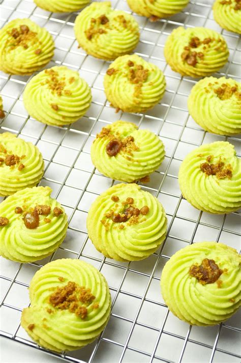 Pandan Gula Melaka Butter Cookies Jaja Bakes Jajabakes