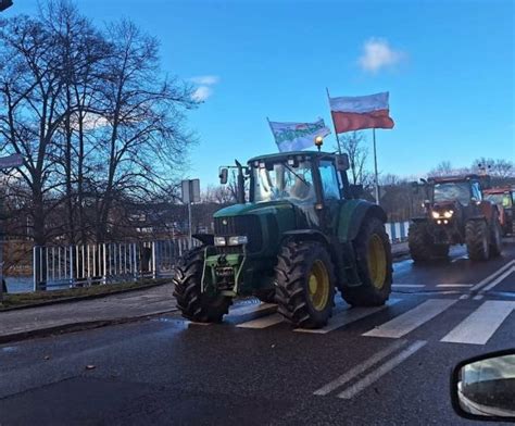 Rolnicy B D Protestowa Maj Zablokowa M In Obwodnic Nysy Nysa Hot