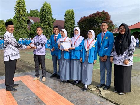 Sma Negeri Bengkulu Selatan Sabet Medali Emas Medali Perak