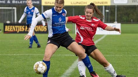 Trainer Dick Van Stralen Is Op Zijn Plek Bij Winkel Alleen Is Het