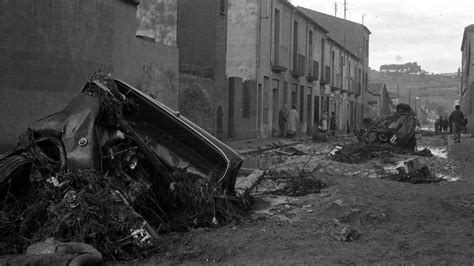 Del Millar De Muertos En Las Riadas Del Vallès Al Desastre De Valencia