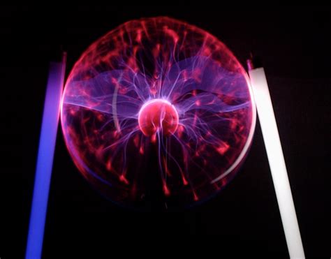 Amazing Plasma Globe Tricks That You Never Knew Before!!! : 6 Steps (with Pictures) - Instructables