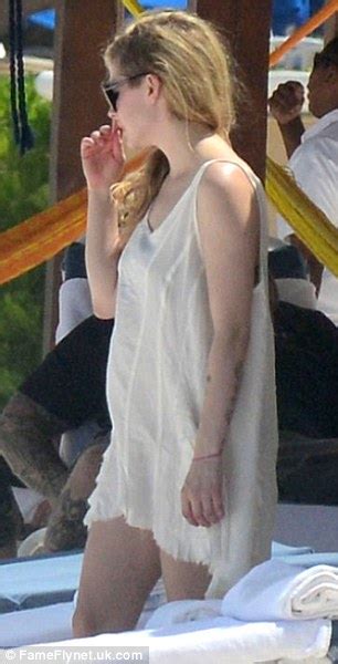 Avril Lavigne Poses In A Bikini In South America As She Reveals She S