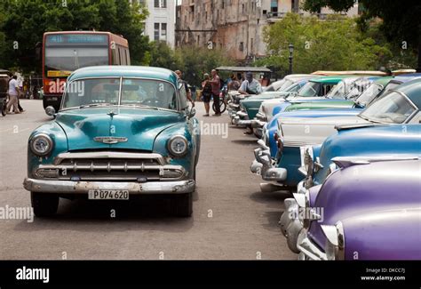 Colorful old 1950s american cars on the street, Havana, Cuba, Caribbean Stock Photo - Alamy