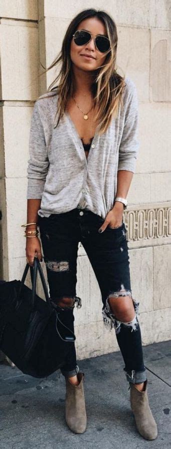 25 Ripped Jeans Outfits That Prove Denim Is Here to Stay - Fashion Reborn