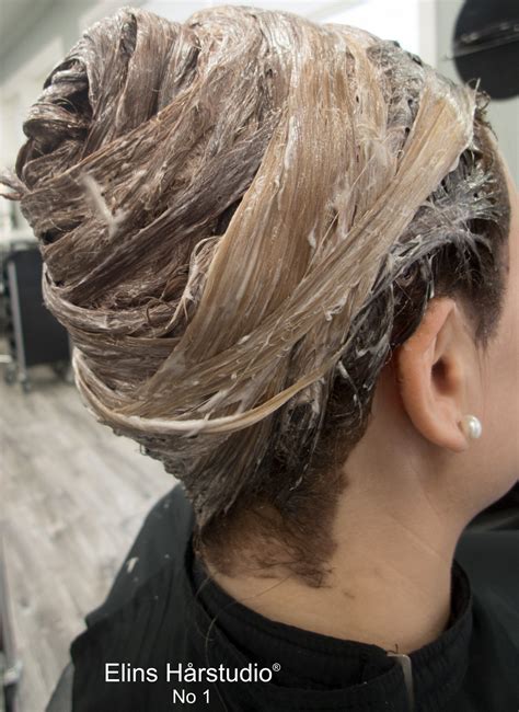 Gylden Blond Langt H R Til Brunette Med Colormelting Fargeteknikk