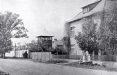 Unseen photos reveal inside of Auschwitz commandant Rudolf Hoess ...