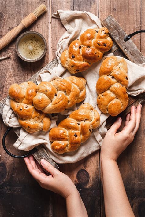 Treccine Brioche Vegane Con Gocce Di Cioccolato Essenza Vegetale