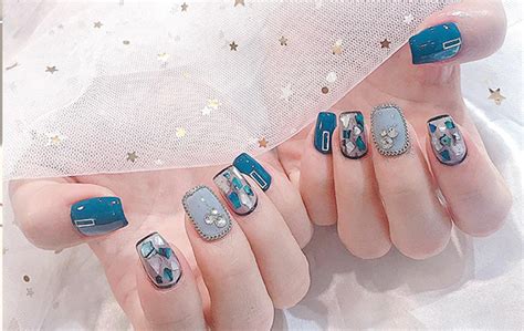 35 Mẫu Mẫu Nail Tay Cho đôi Tay Thêm Phần Quyến Rũ