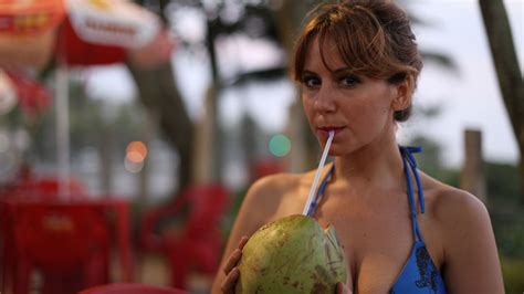 Cayetina se destapó en Brasil con una foto hot para celebrar el triunfo de Argentina Infobae