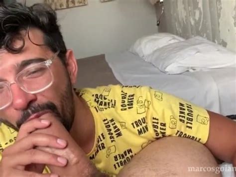 Marcos Goiano et sa gorge profonde gourmande Porno Carioca Vidéos de porno amateur avec